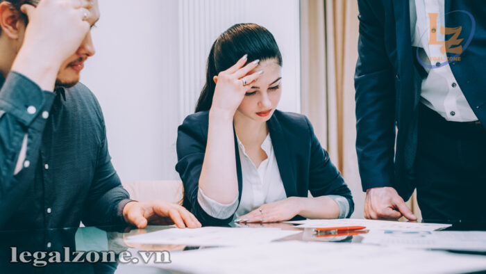 Ly hôn có cần luật sư không?