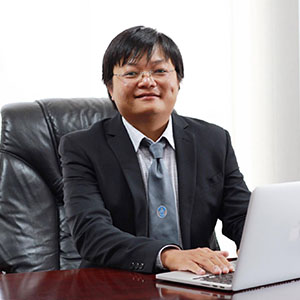 Luật sư Dương Hoài Vân
