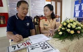 Rút hồ sơ gốc xe máy không chính chủ