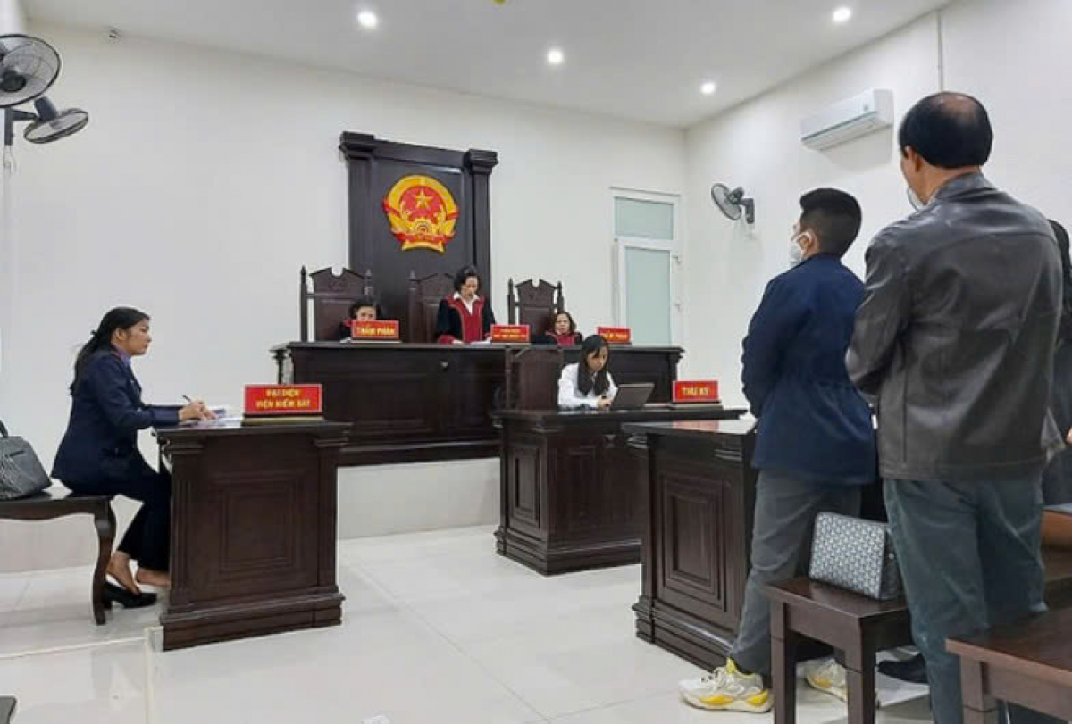 Án Lệ Trong Giải Quyết Tranh Chấp Dân Sự Tại Việt Nam: Thực Tiễn Áp Dụng Và Kiến Nghị Hoàn Thiện