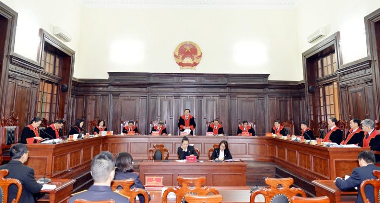 Tiêu chí lựa chọn án lệ theo Nghị quyết số 04/2019/NQ-HĐTP: Một cái nhìn từ luật so sánh.