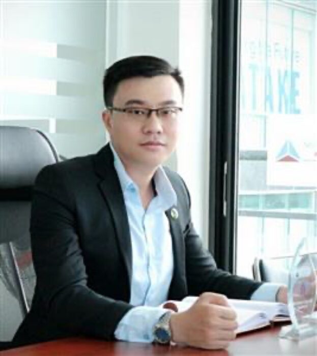 Luật sư Trần Kiến Quyền